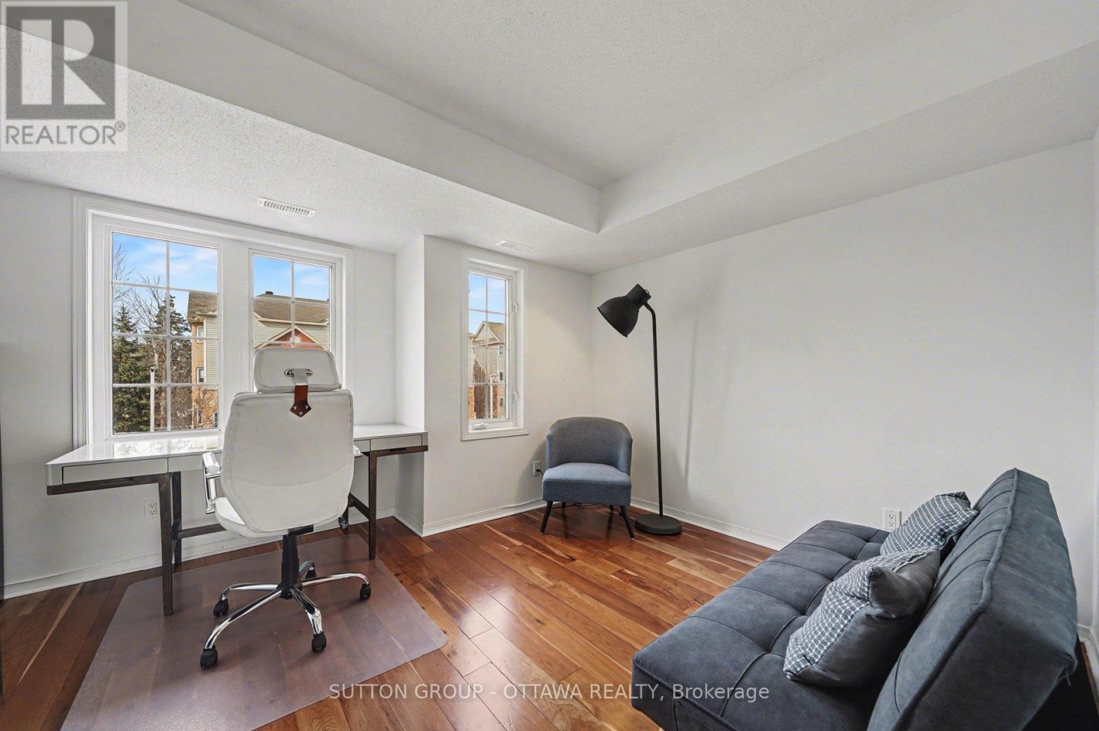 56 Steele Park Private, Ottawa, Ontario  K1J 0J2 - Photo 15 - X12869722