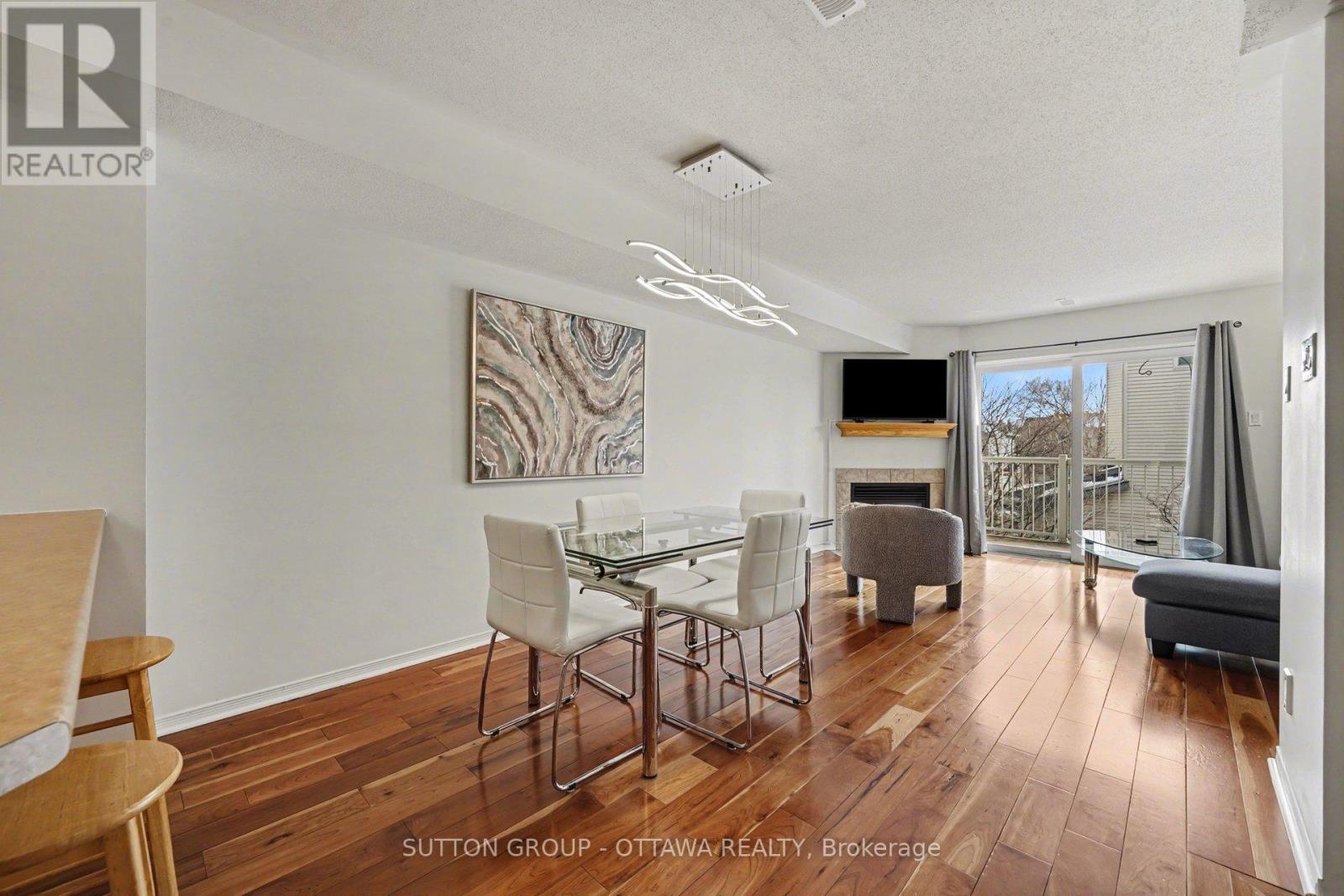 56 Steele Park Private, Ottawa, Ontario  K1J 0J2 - Photo 11 - X12869722