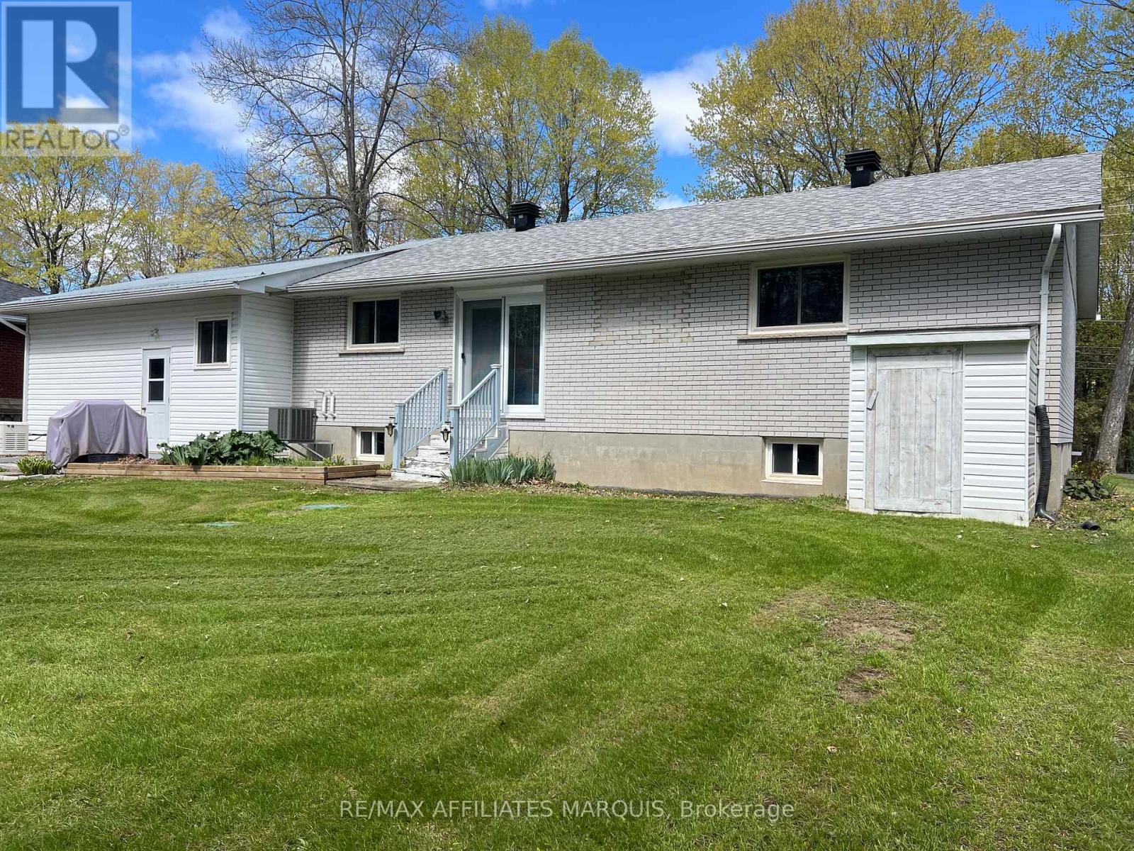 39 Golf Club Road, Rideau Lakes, Ontario  K7A 4S5 - Photo 40 - X12989106