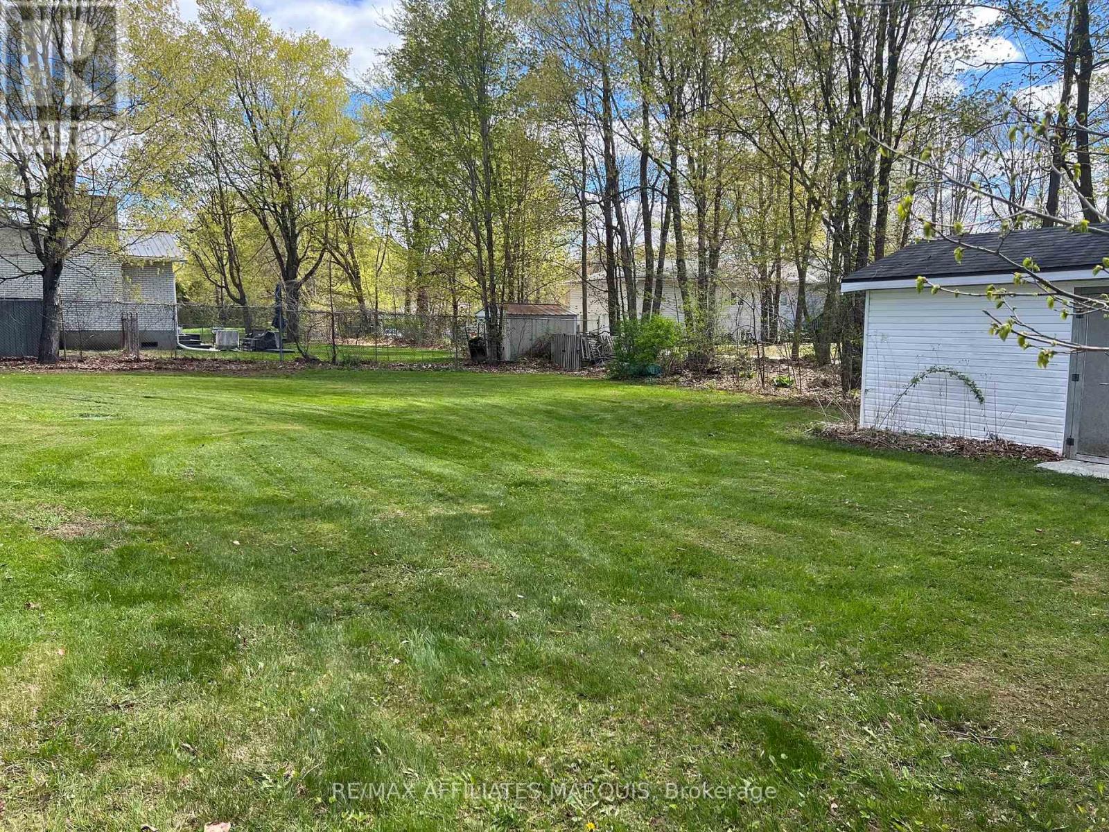39 Golf Club Road, Rideau Lakes, Ontario  K7A 4S5 - Photo 39 - X12989106