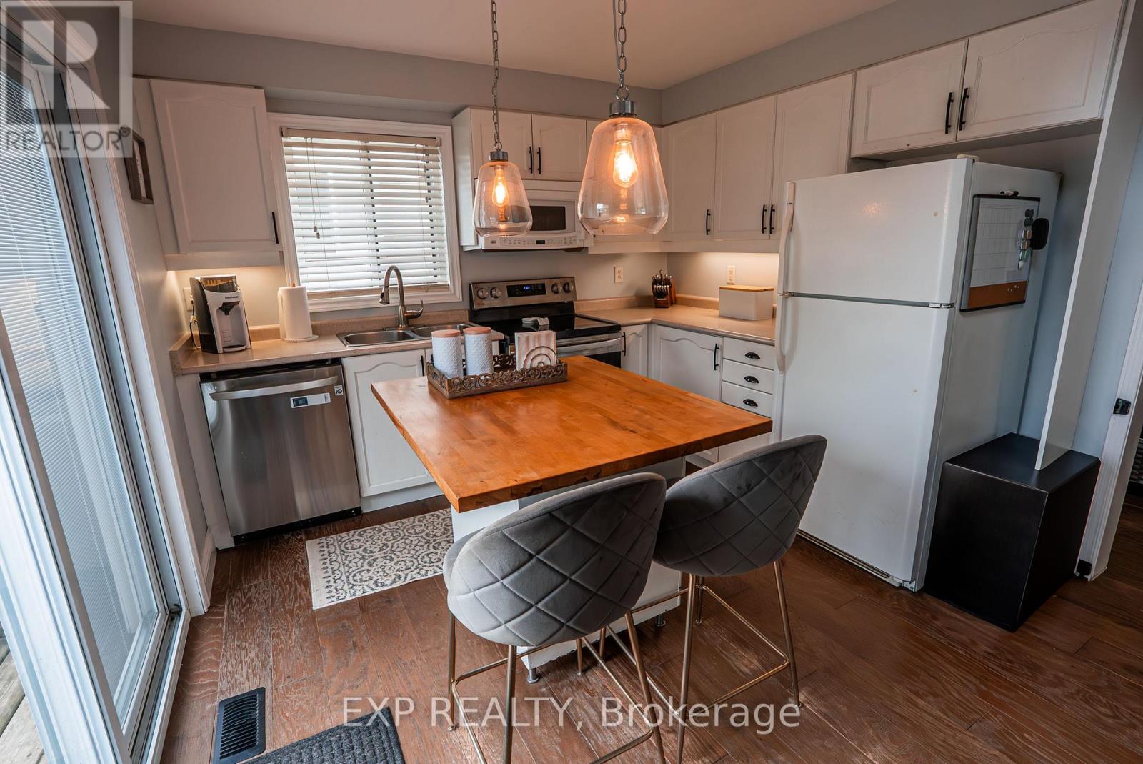 24 Lovell Crescent, Brantford, Ontario  N3T 6P3 - Photo 8 - X13132934
