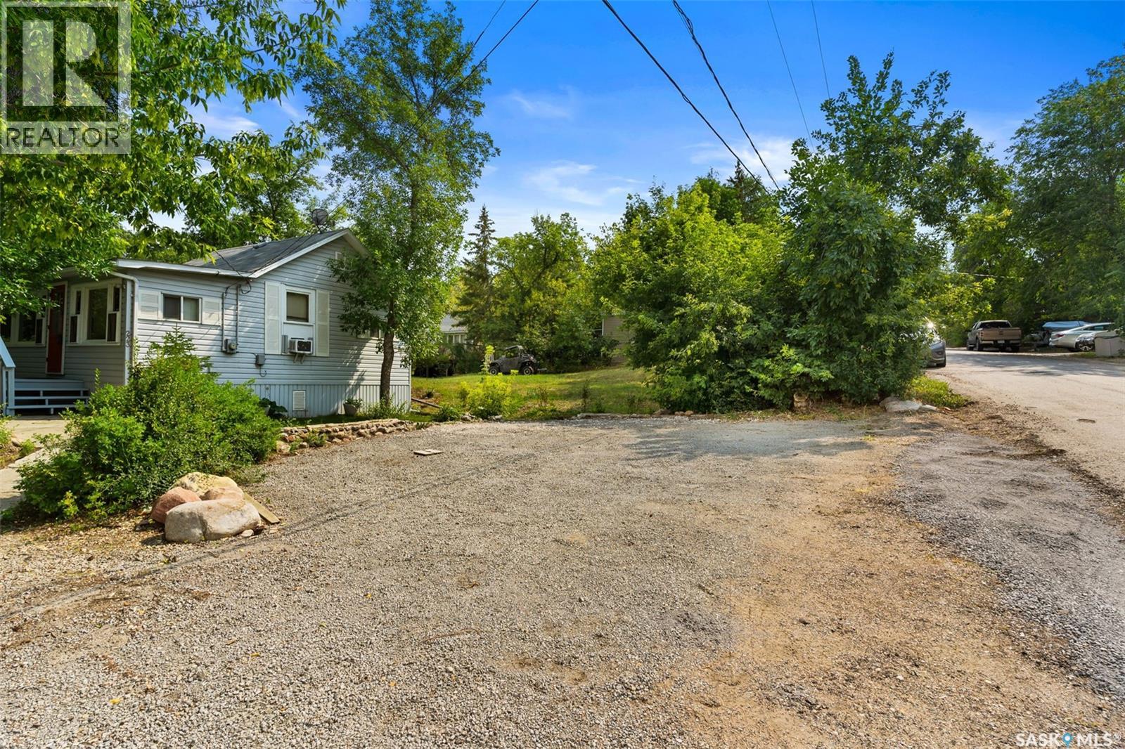 223 2nd Street E, Regina Beach, Saskatchewan  S0G 4C0 - Photo 27 - SK035629