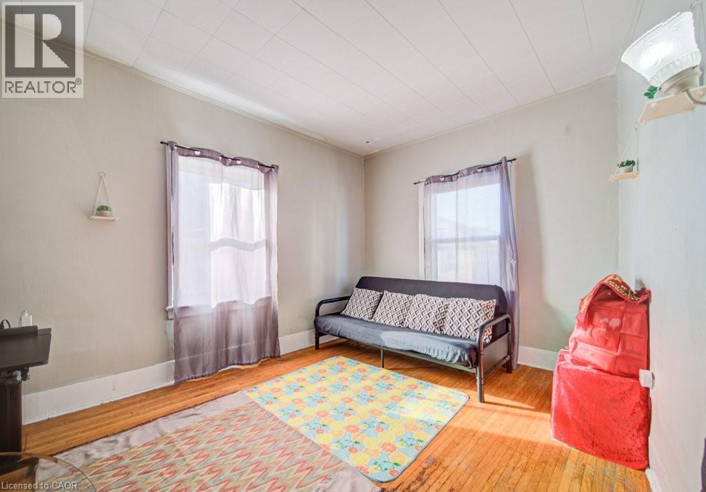 133 Darling Street, Brantford, Ontario  N3T 2L1 - Photo 11 - 40811220