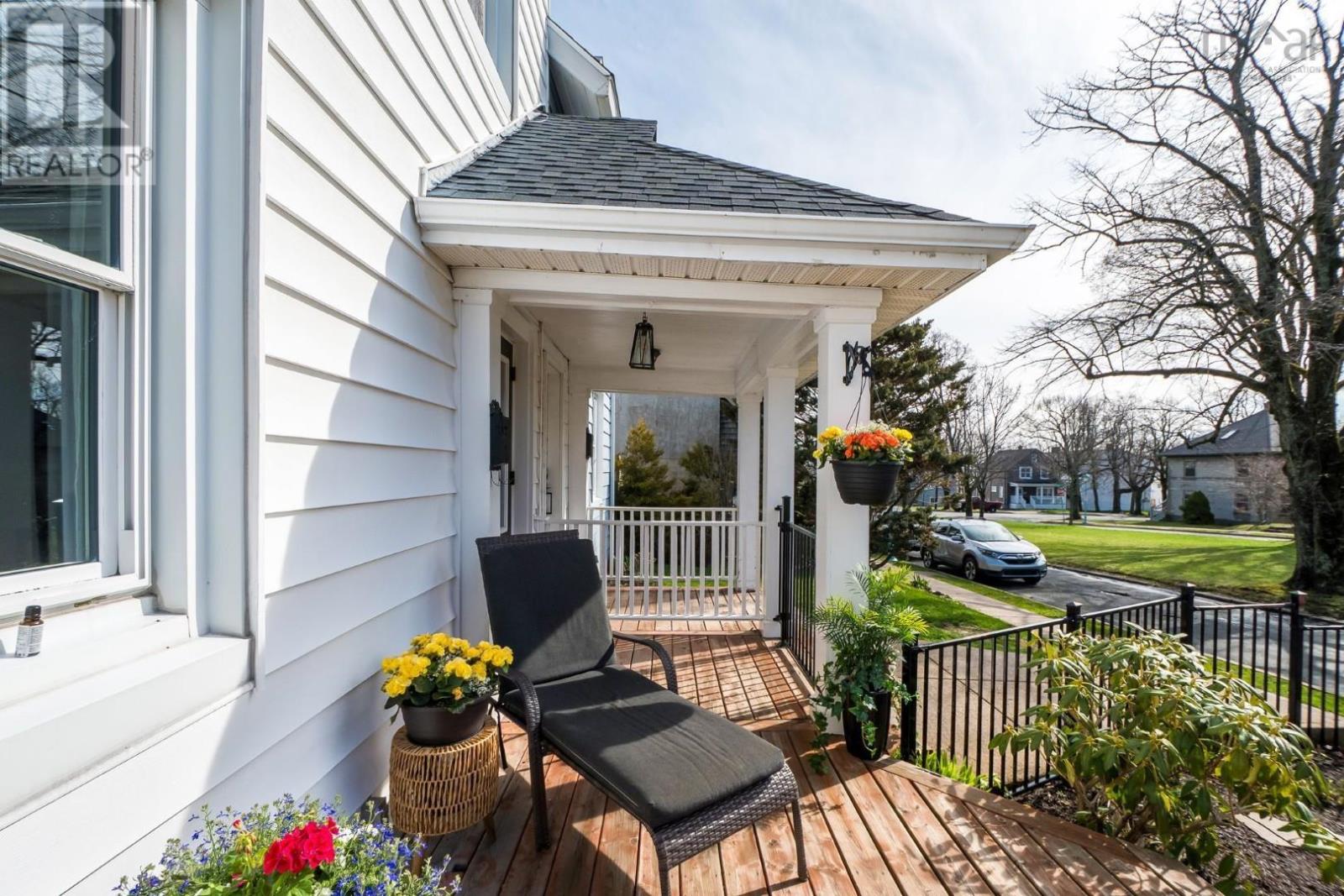 5531 Sebastian Place, Halifax, Nova Scotia  B3K 2K5 - Photo 6 - 202610781