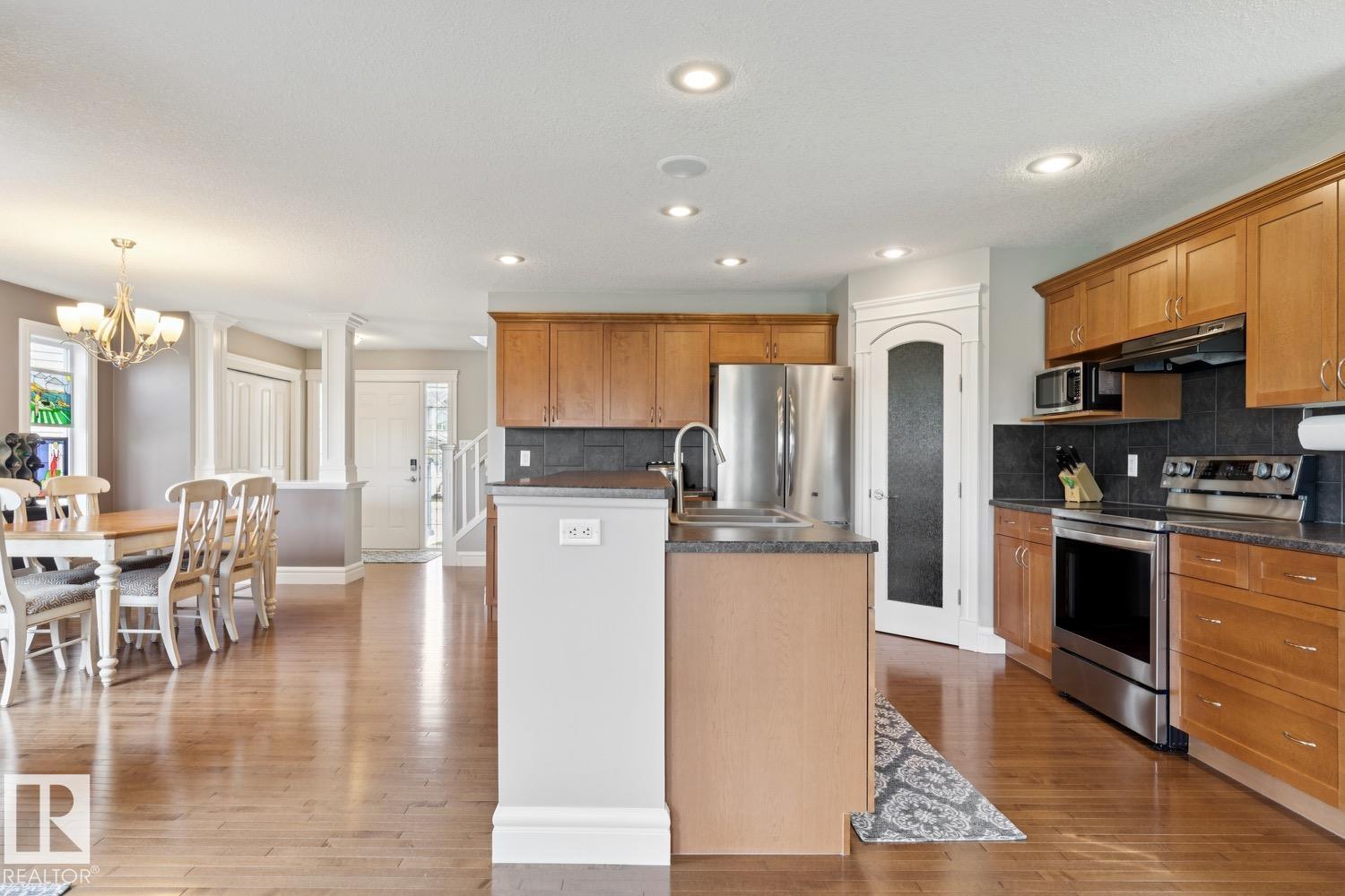 12067 21 Av Sw, Edmonton, Alberta  T6W 0C7 - Photo 8 - E4487948