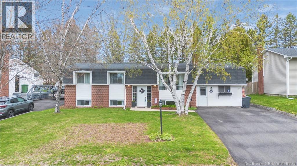 50 William Street, Fredericton, New Brunswick  E3A 4V8 - Photo 1 - NB139428