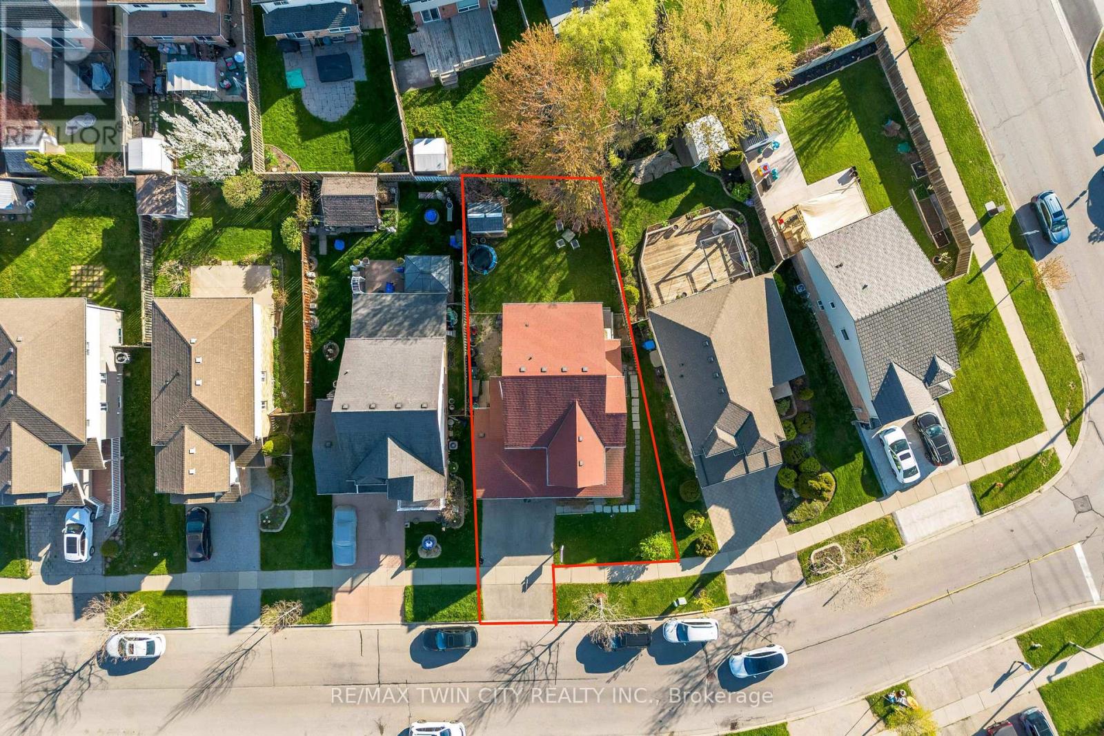 15 Copper Leaf Street, Kitchener, Ontario  N2E 3T3 - Photo 40 - X13122484