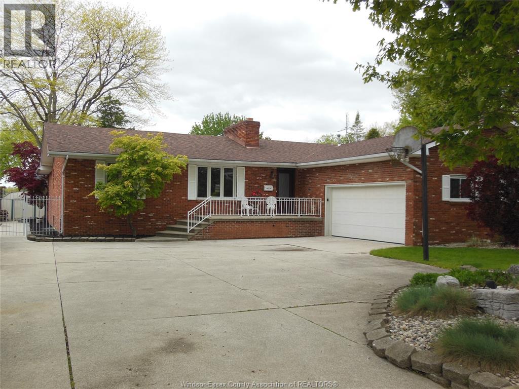 274 IRWIN, Essex, Ontario