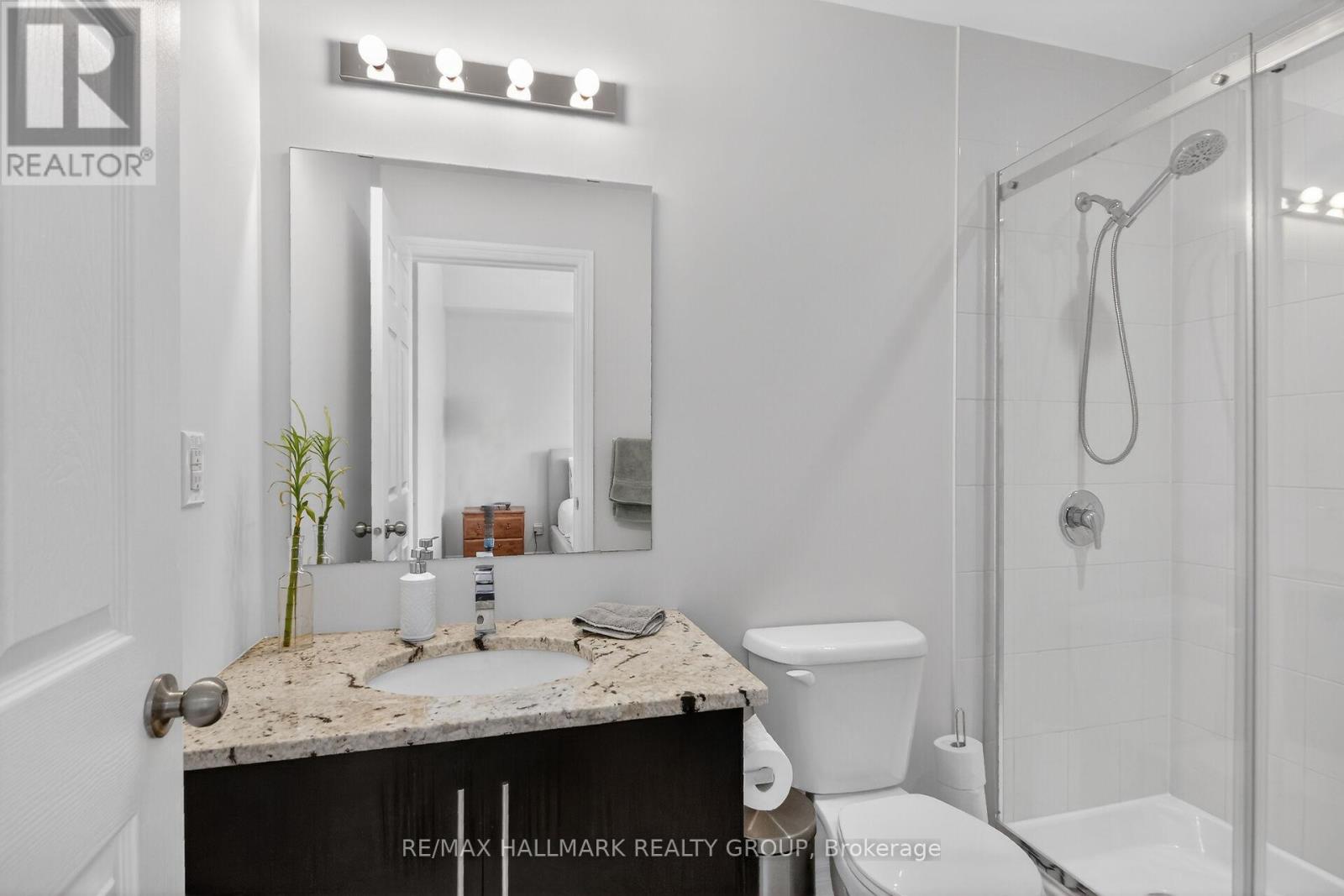 Unit F - 849 Blackcomb Private, Ottawa, Ontario  K1G 4E4 - Photo 13 - X13128484