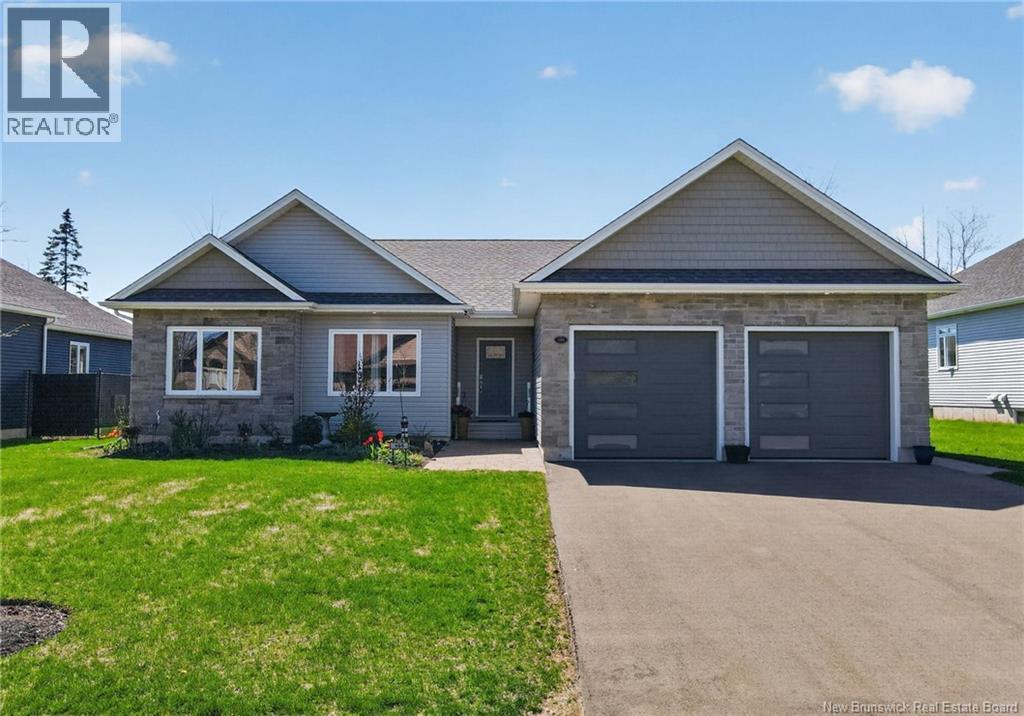 195 Rosebank Crescent, Riverview, New Brunswick  E1B 0R5 - Photo 1 - NB139527