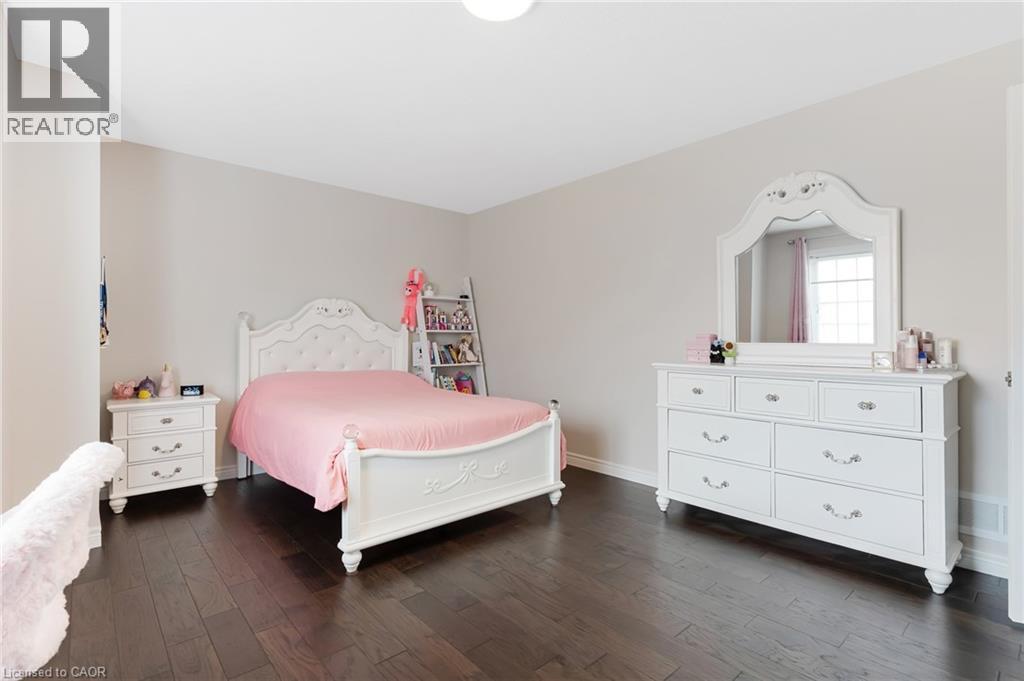 237 Waterbend Crescent, Kitchener, Ontario  N2A 4L3 - Photo 29 - 40830273