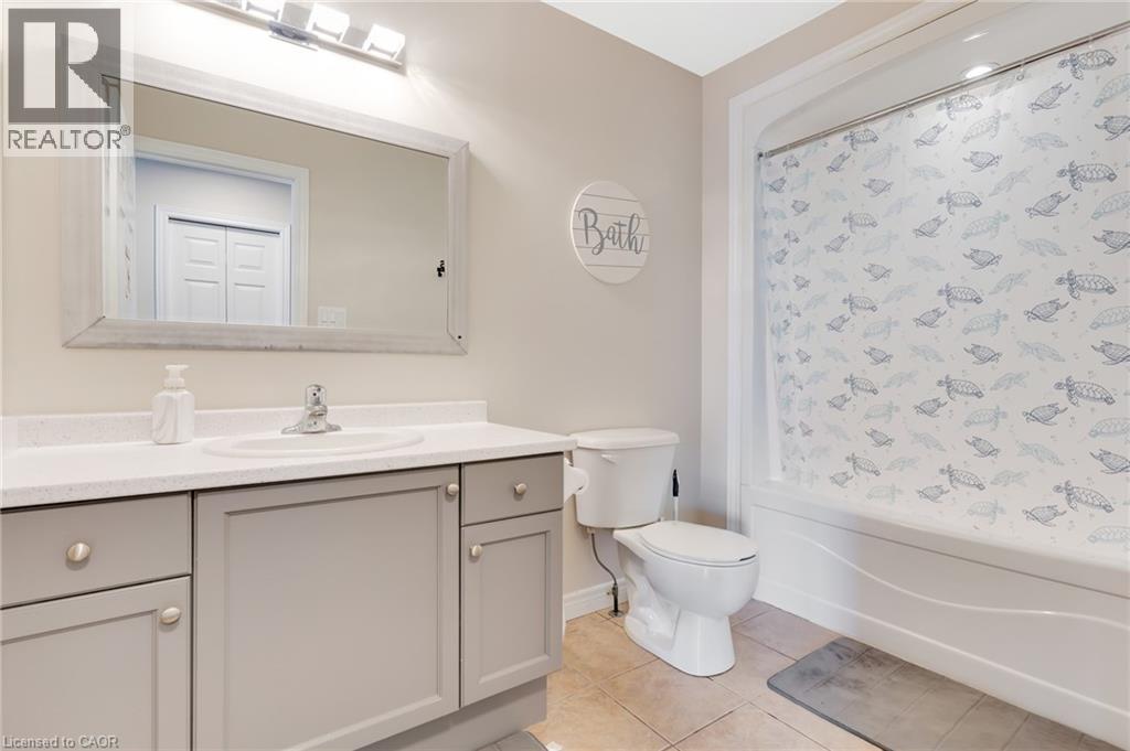 237 Waterbend Crescent, Kitchener, Ontario  N2A 4L3 - Photo 34 - 40830273