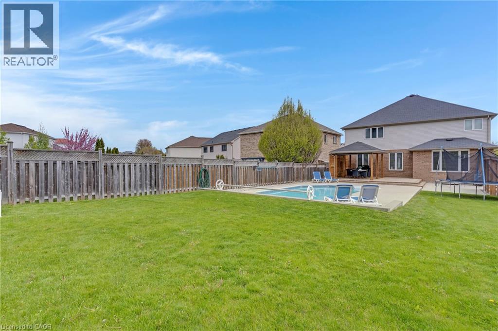 237 Waterbend Crescent, Kitchener, Ontario  N2A 4L3 - Photo 49 - 40830273
