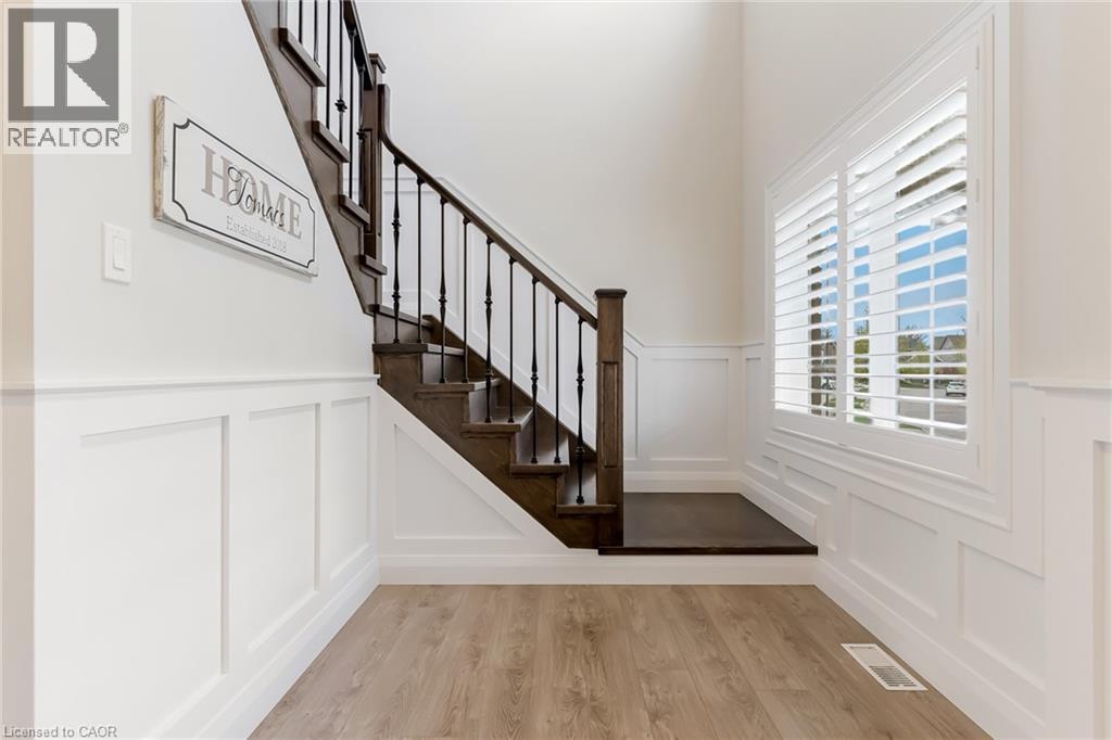 237 Waterbend Crescent, Kitchener, Ontario  N2A 4L3 - Photo 6 - 40830273