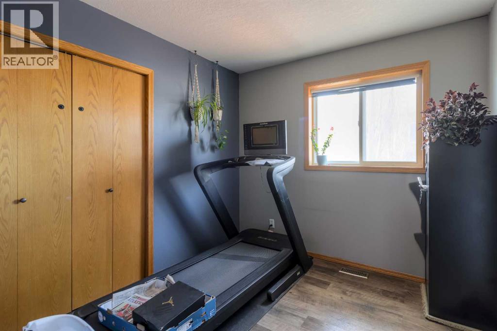 2404 9 Street, Coaldale, Alberta  T1M 1N5 - Photo 12 - A2309904