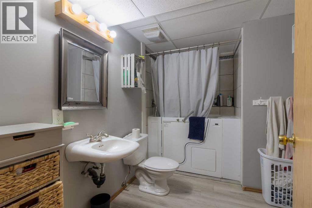 2404 9 Street, Coaldale, Alberta  T1M 1N5 - Photo 17 - A2309904