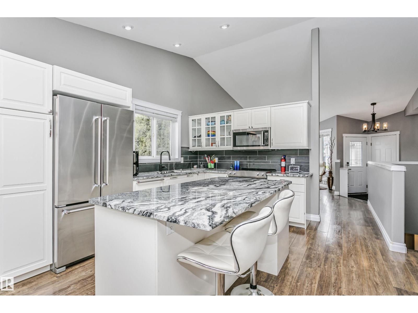 12907 136 St Nw Nw, Edmonton, Alberta  T5L 5C8 - Photo 11 - E4487950