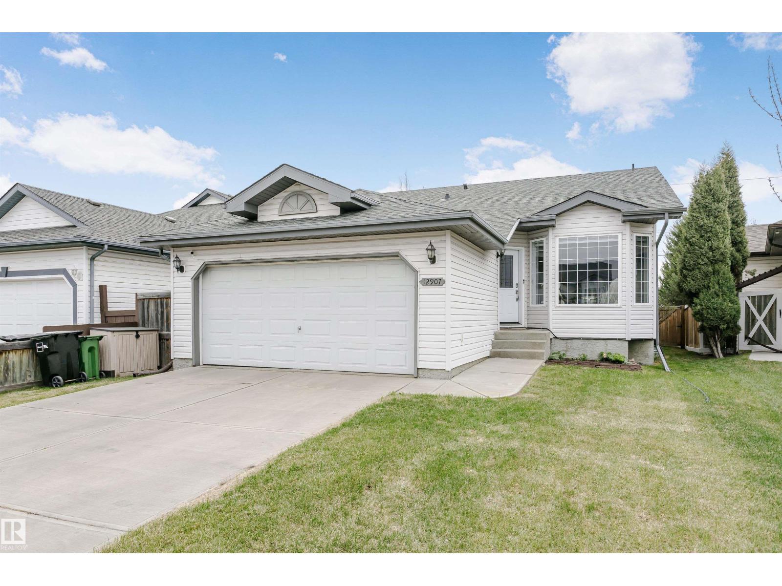 12907 136 St Nw Nw, Edmonton, Alberta  T5L 5C8 - Photo 2 - E4487950