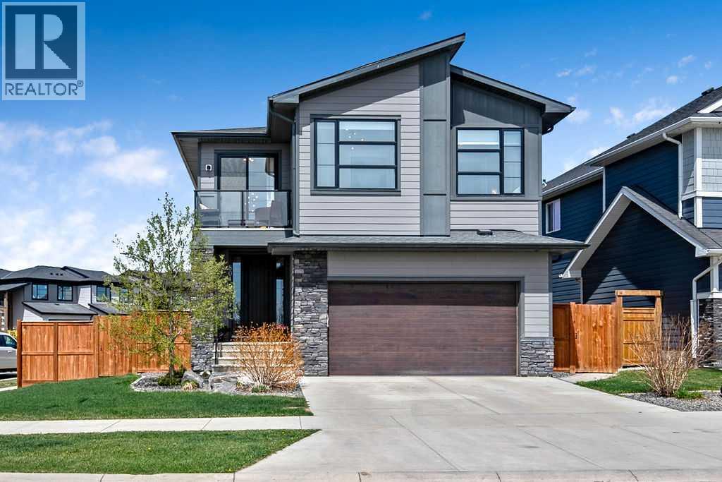 801 Sailfin Drive, Rural Rocky View County, Alberta  T3Z 0G4 - Photo 2 - A2289824