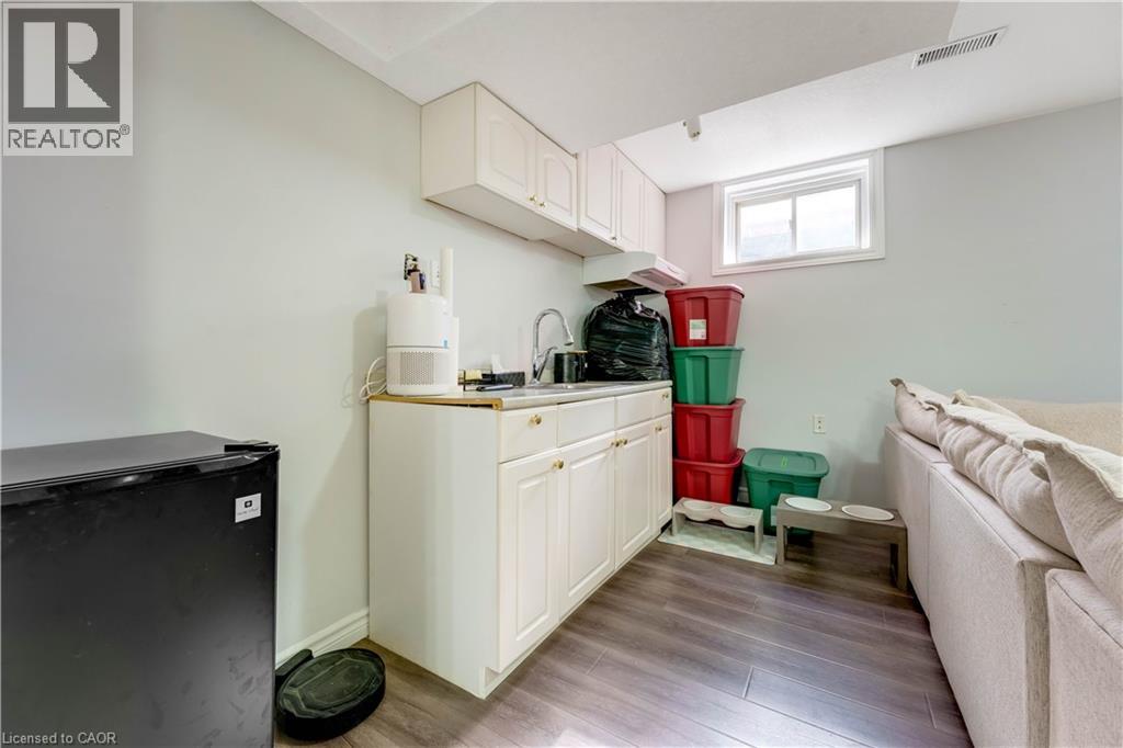 183 Bush Clover Crescent, Kitchener, Ontario  N2E 3P7 - Photo 31 - 40830424