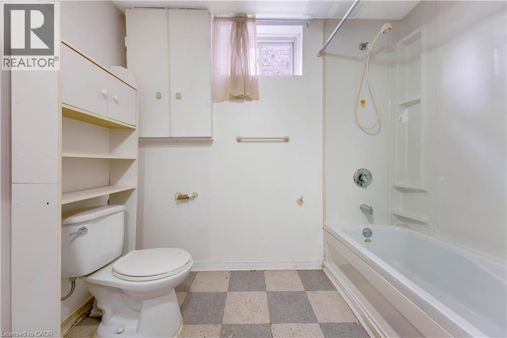 183 Bush Clover Crescent, Kitchener, Ontario  N2E 3P7 - Photo 28 - 40830424