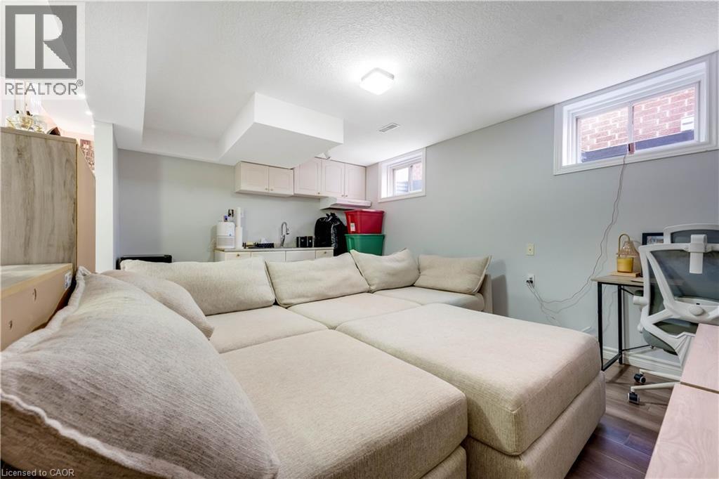 183 Bush Clover Crescent, Kitchener, Ontario  N2E 3P7 - Photo 29 - 40830424