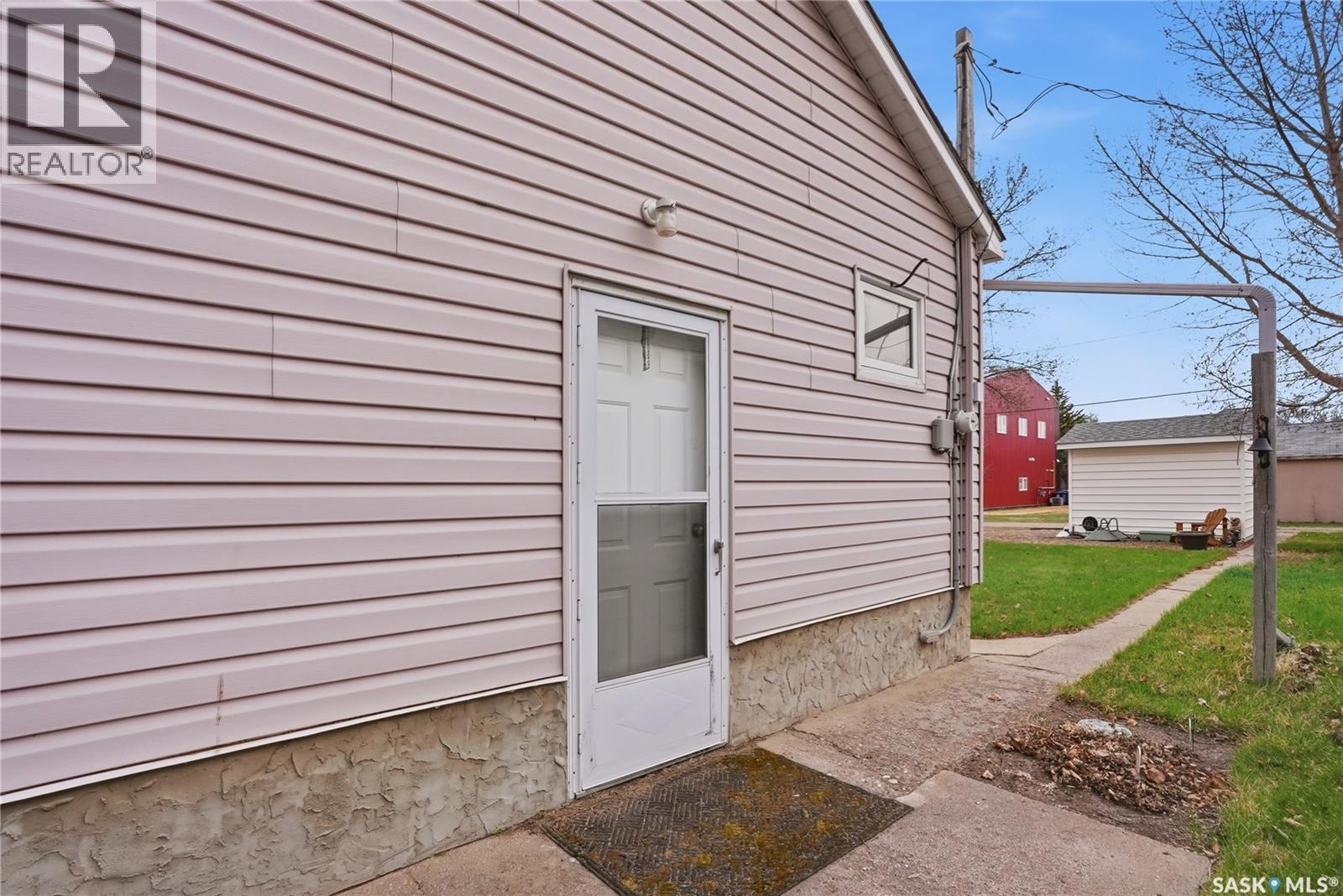 810 6th Street, Perdue, Saskatchewan  S0K 3C0 - Photo 34 - SK035896