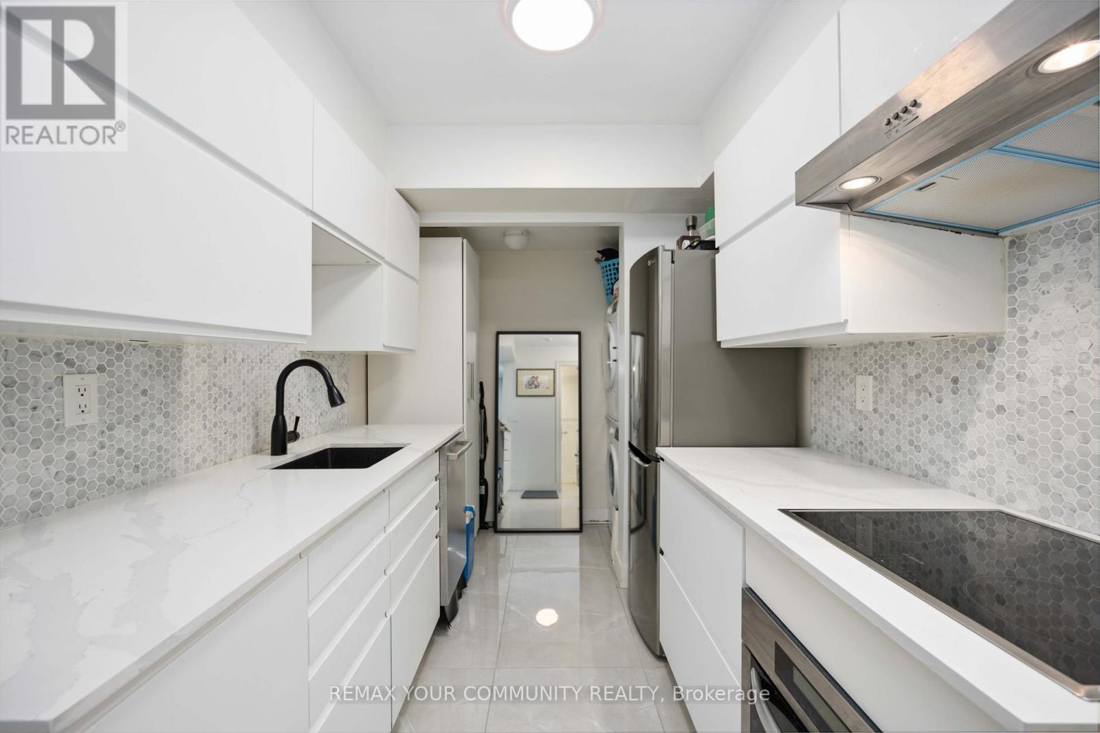 235 - 109 FRONT STREET E, Toronto, Ontario