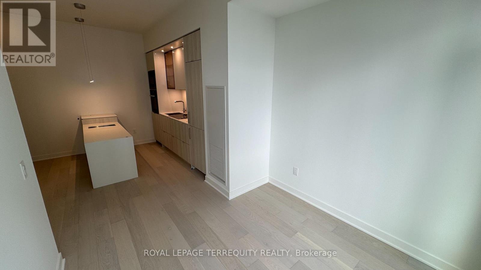 4906 - 11 Yorkville Avenue, Toronto, Ontario  M4W 0B7 - Photo 10 - C13133206