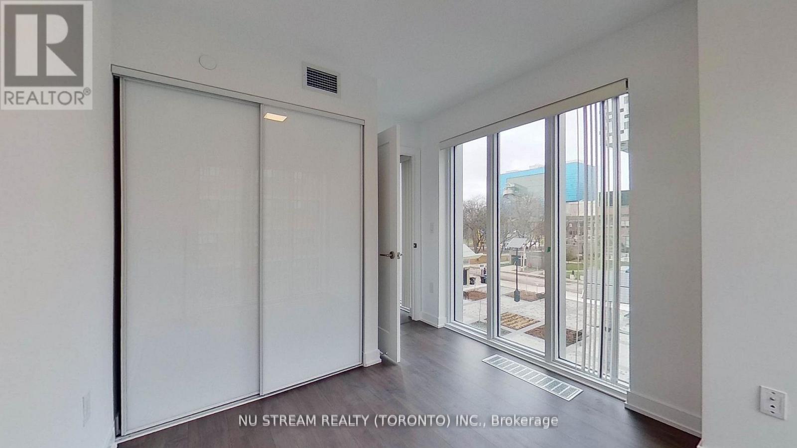 405 - 50 Mccaul Street, Toronto, Ontario  M5T 1V9 - Photo 23 - C13133218