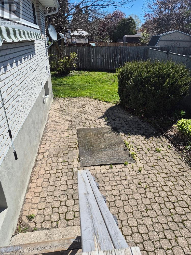 4 O'neil Crescent, Quinte West, Ontario  K8V 5Y6 - Photo 29 - X12981374