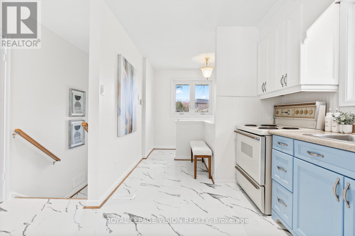 6 Macduff Crescent, Toronto, Ontario  M1M 1X5 - Photo 14 - E13133312