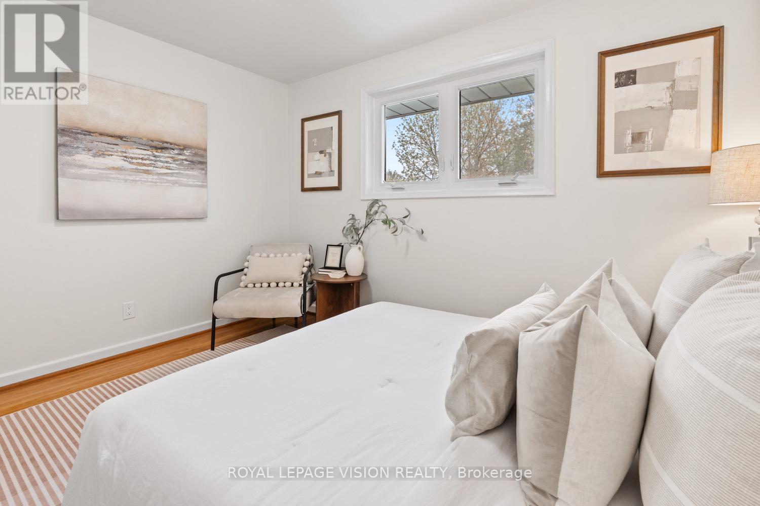 6 Macduff Crescent, Toronto, Ontario  M1M 1X5 - Photo 16 - E13133312