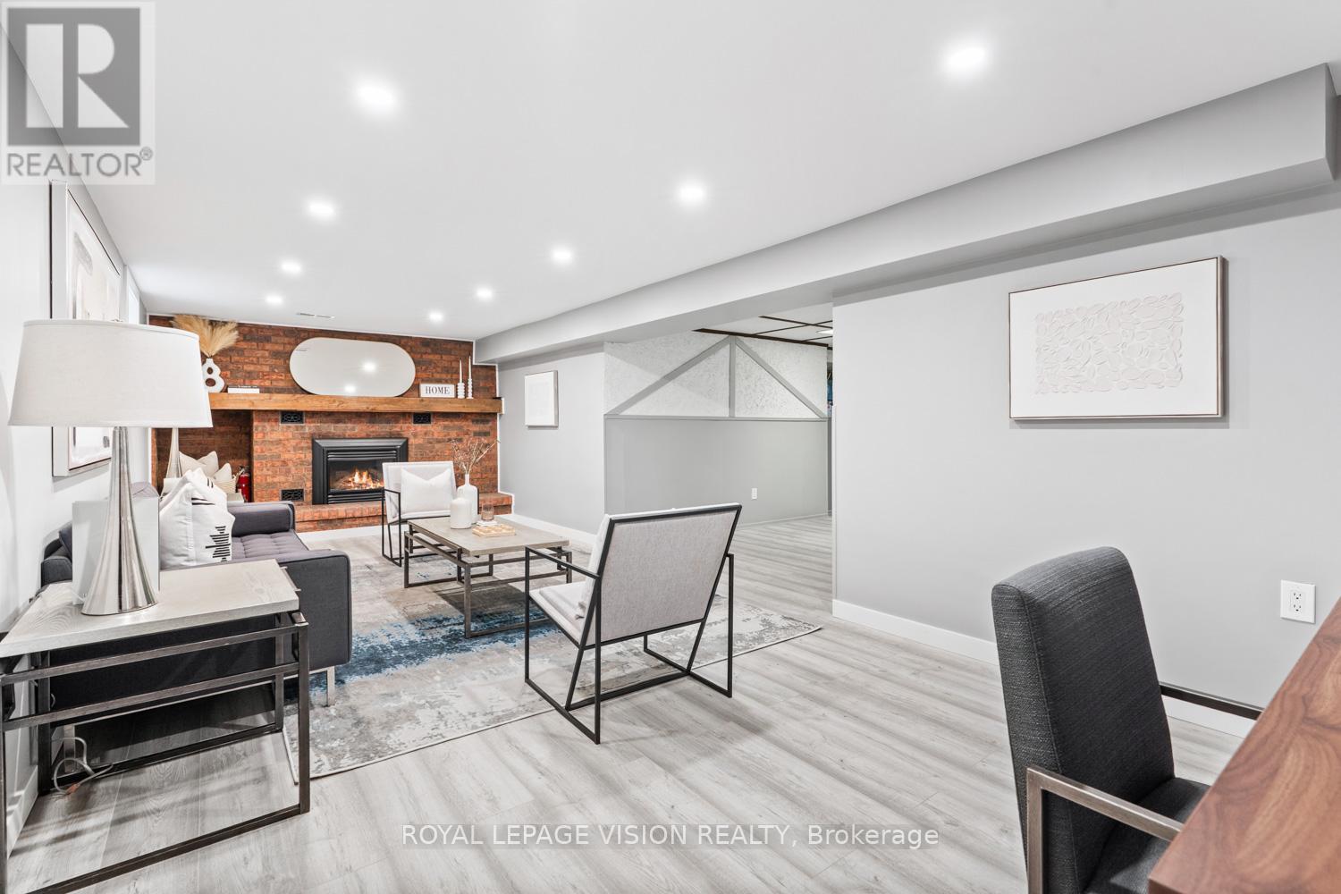 6 Macduff Crescent, Toronto, Ontario  M1M 1X5 - Photo 29 - E13133312