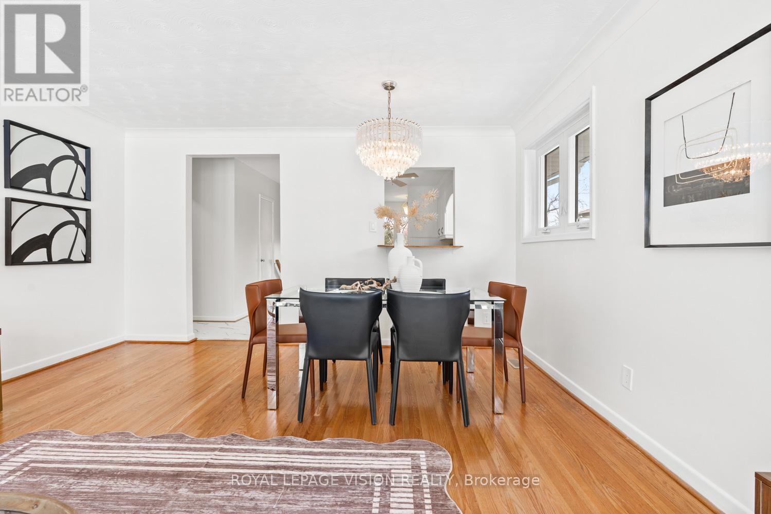 6 Macduff Crescent, Toronto, Ontario  M1M 1X5 - Photo 9 - E13133312