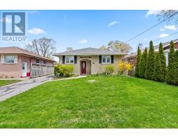 6 MACDUFF CRESCENT, Toronto, Ontario