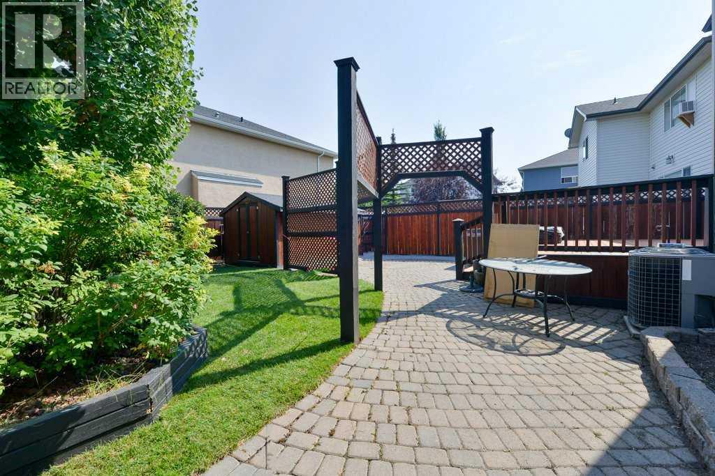6 Royal Birkdale Court NW, Calgary, Alberta  T3G 5R5 - Photo 35 - A2291181