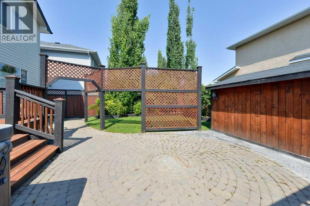 6 Royal Birkdale Court NW, Calgary, Alberta  T3G 5R5 - Photo 34 - A2291181