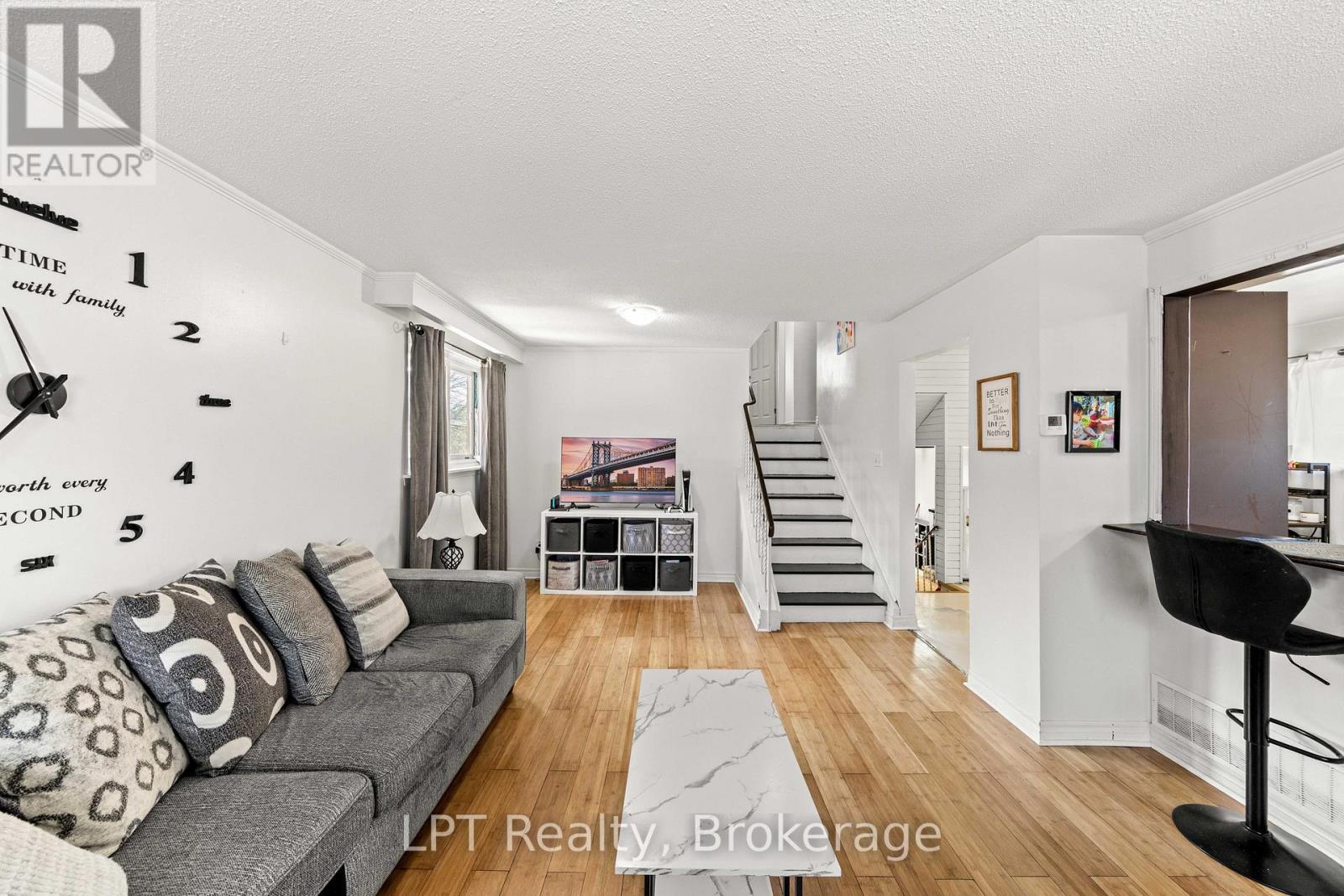 7 Briarbluff Avenue, Toronto, Ontario  M1E 3H2 - Photo 10 - E13133528