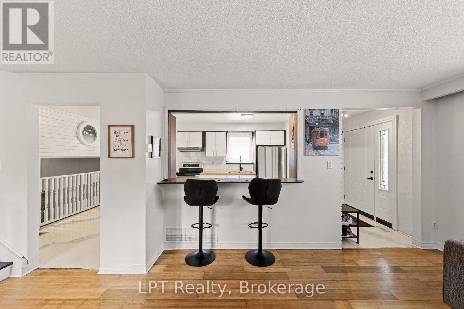 7 Briarbluff Avenue, Toronto, Ontario  M1E 3H2 - Photo 12 - E13133528