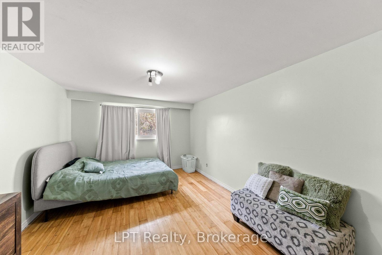 7 Briarbluff Avenue, Toronto, Ontario  M1E 3H2 - Photo 39 - E13133528