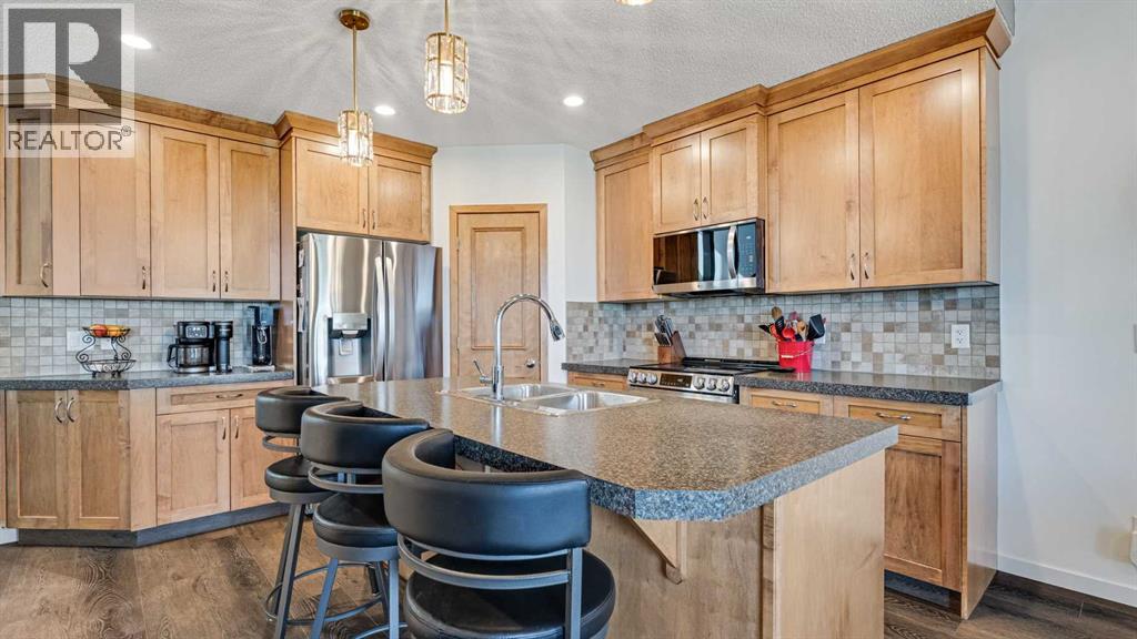 36 New Brighton Landing SE, Calgary, Alberta  T2Z 0S5 - Photo 3 - A2308615