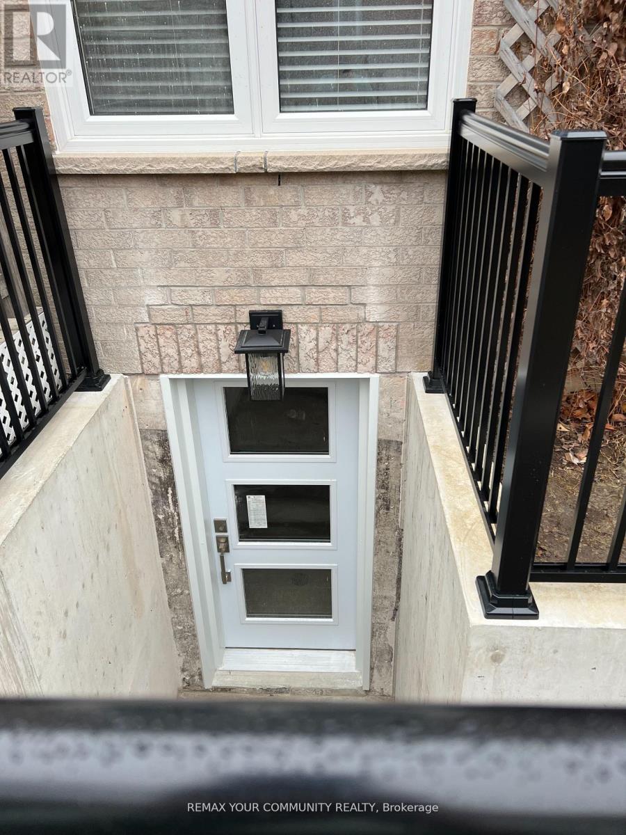 Basement - 39 Nelson Circle, Newmarket, Ontario  L3X 1R1 - Photo 13 - N13133196