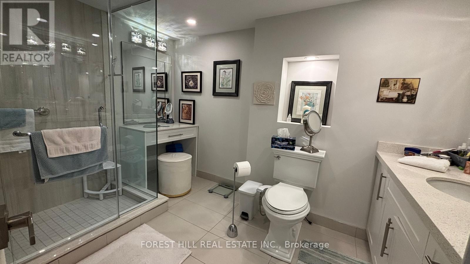 110 - 20 Harding Boulevard W, Richmond Hill, Ontario  L4C 9S4 - Photo 12 - N13133216