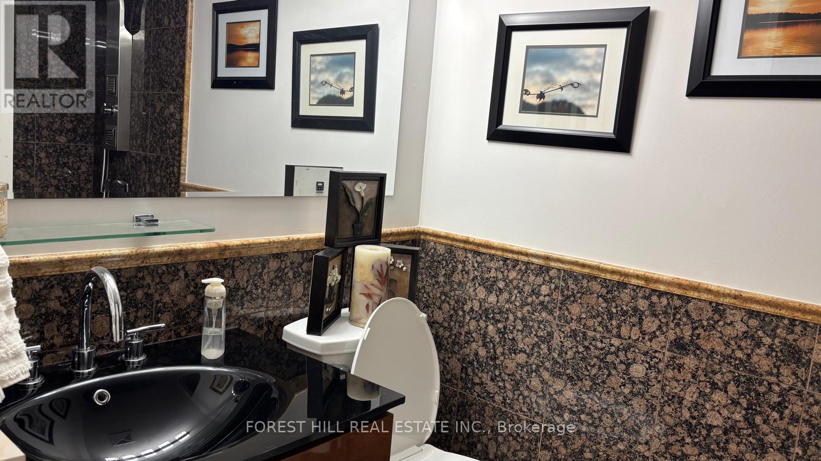 110 - 20 Harding Boulevard W, Richmond Hill, Ontario  L4C 9S4 - Photo 15 - N13133216