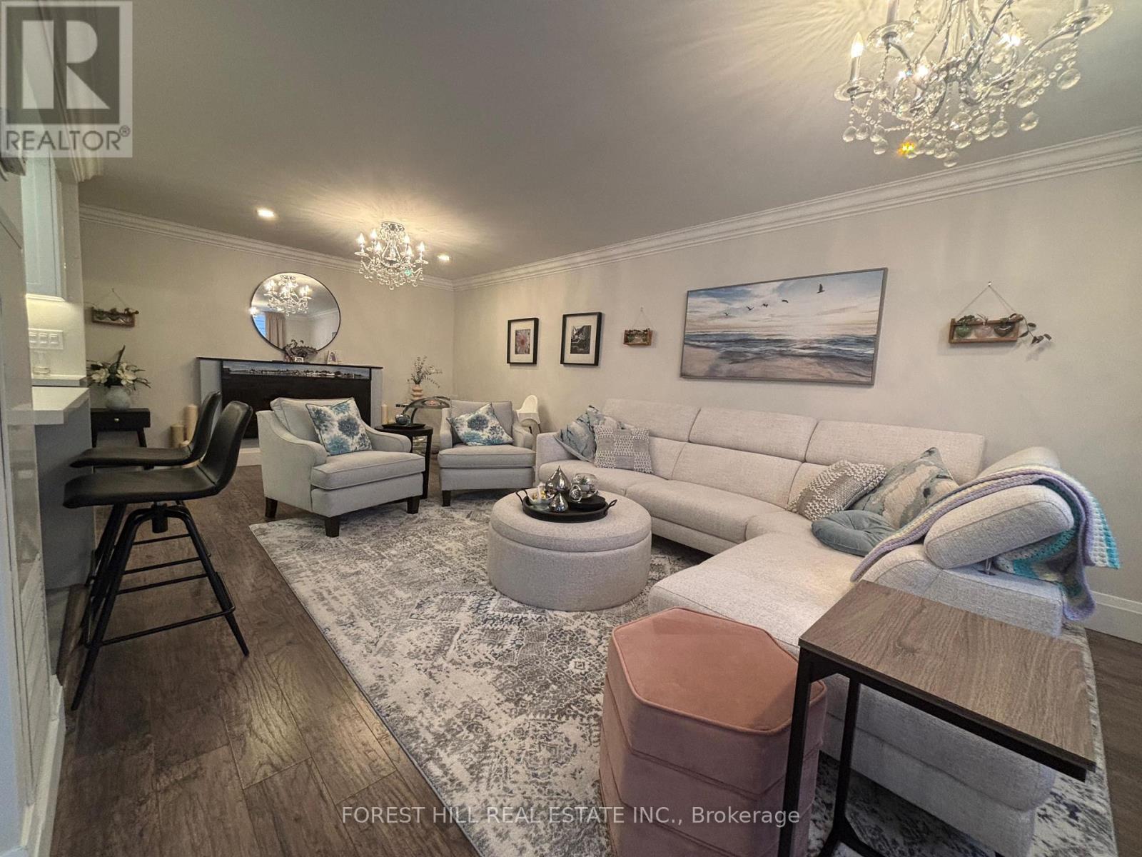 110 - 20 Harding Boulevard W, Richmond Hill, Ontario  L4C 9S4 - Photo 4 - N13133216