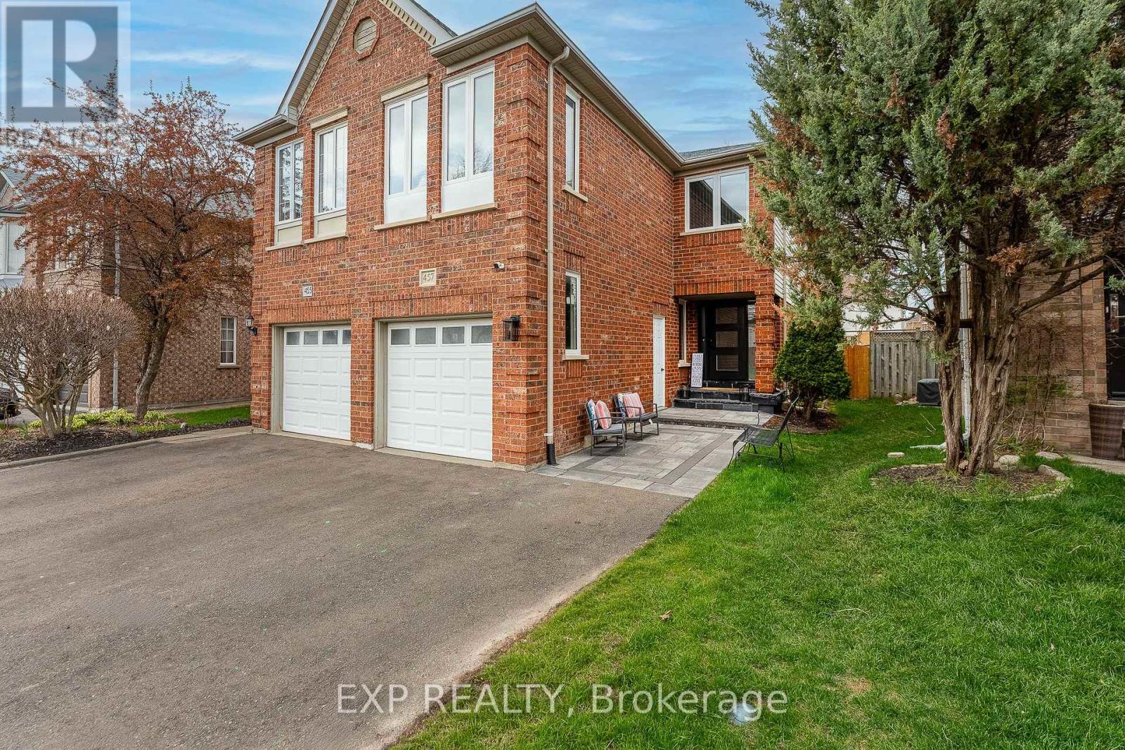 457 Heddle Crescent, Newmarket, Ontario  L3X 2J4 - Photo 2 - N13133270