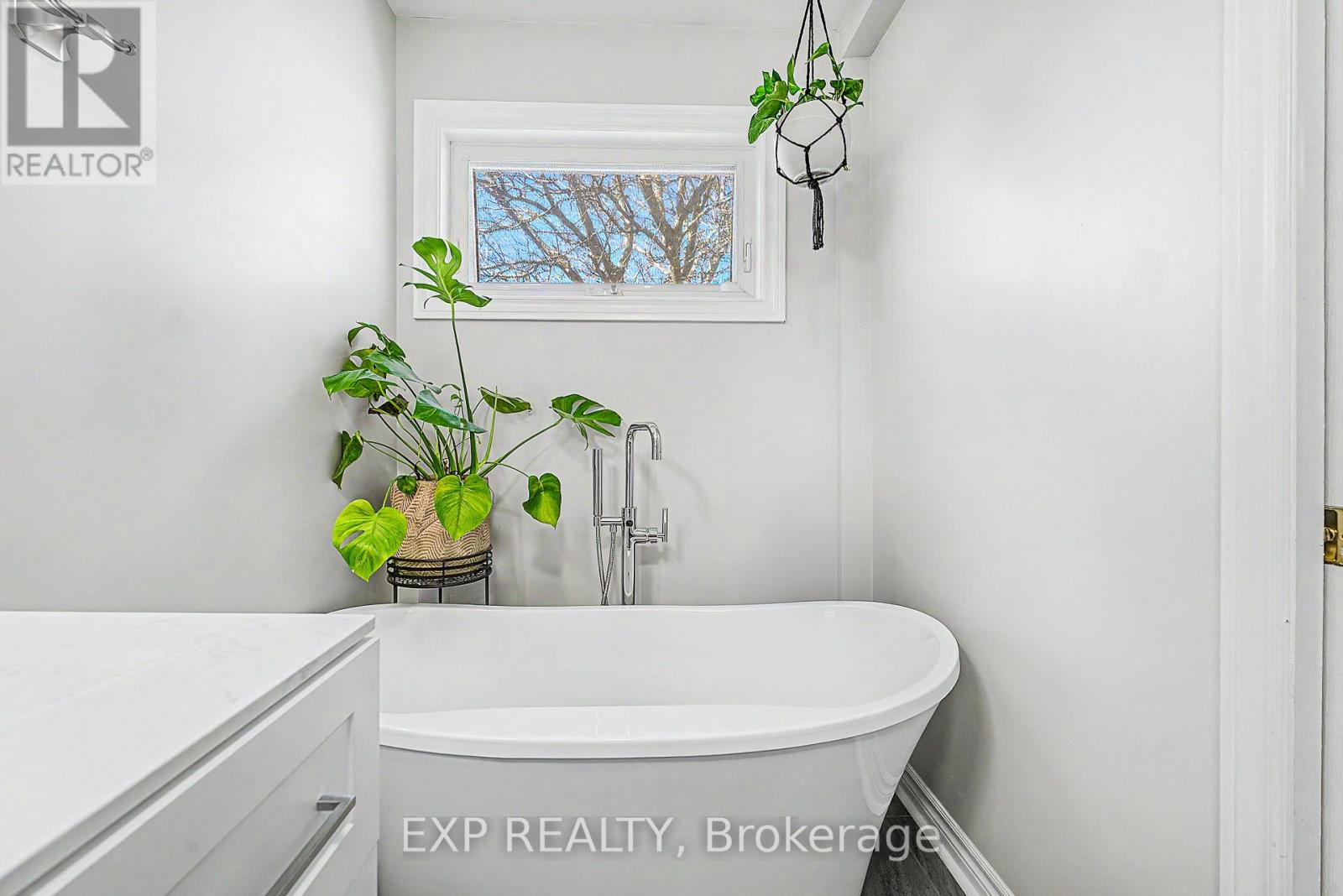 457 Heddle Crescent, Newmarket, Ontario  L3X 2J4 - Photo 23 - N13133270