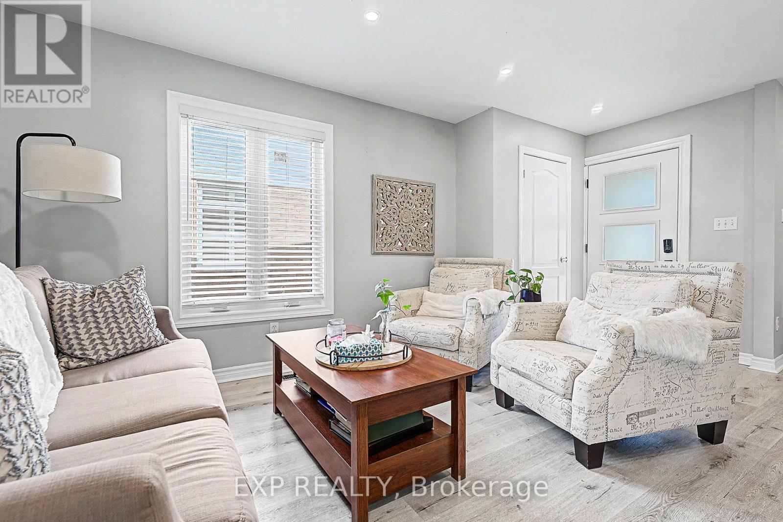 457 Heddle Crescent, Newmarket, Ontario  L3X 2J4 - Photo 7 - N13133270