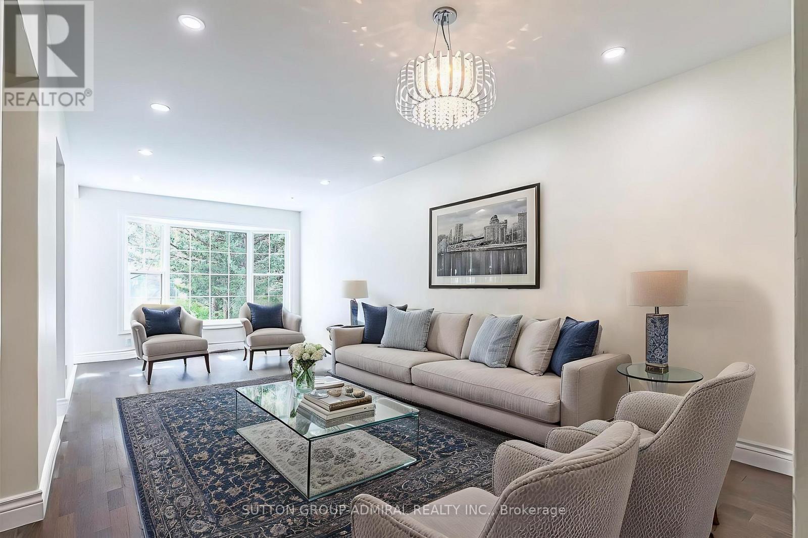 37 Newbury Drive, Newmarket, Ontario  L3Y 4P9 - Photo 5 - N13133278